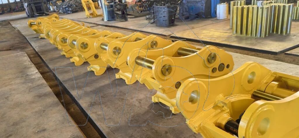 OEM Excavator Spare Parts Durable Excavator Hydraulic Quick Hitch Coupler for Excavator 1 副本